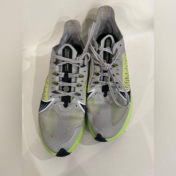 Nike Zoom Gravity sneakers - Picture 1 of 9